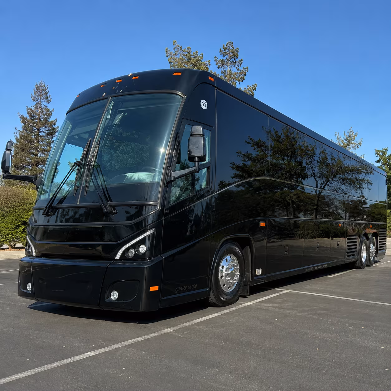 airport shuttle buses to minneapolis saint paul international airport msp for government and military travel