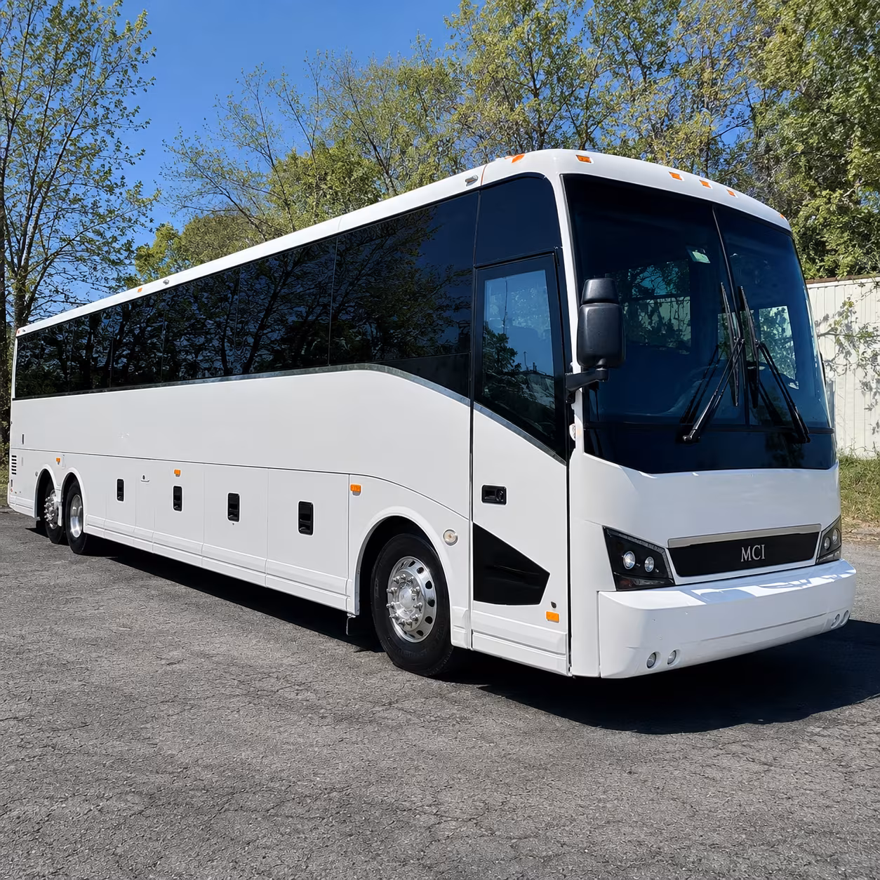 charter bus shuttles to minneapolis saint paul international airport msp
