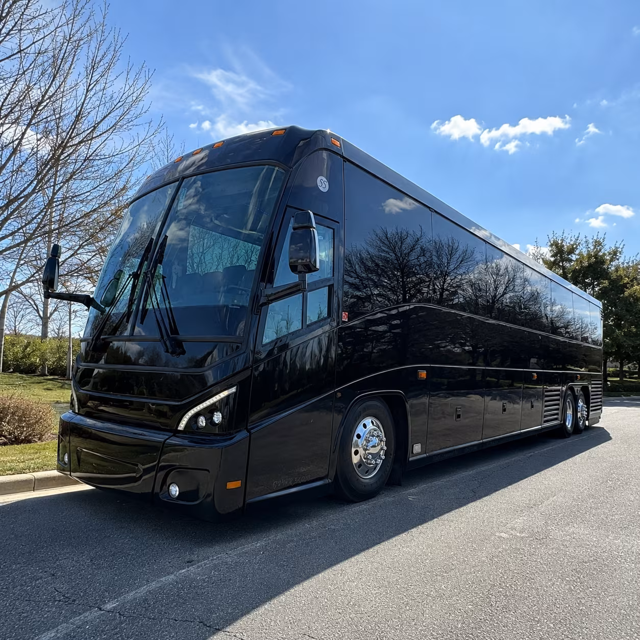 how the distance and duration of your trip affect charter bus rates
