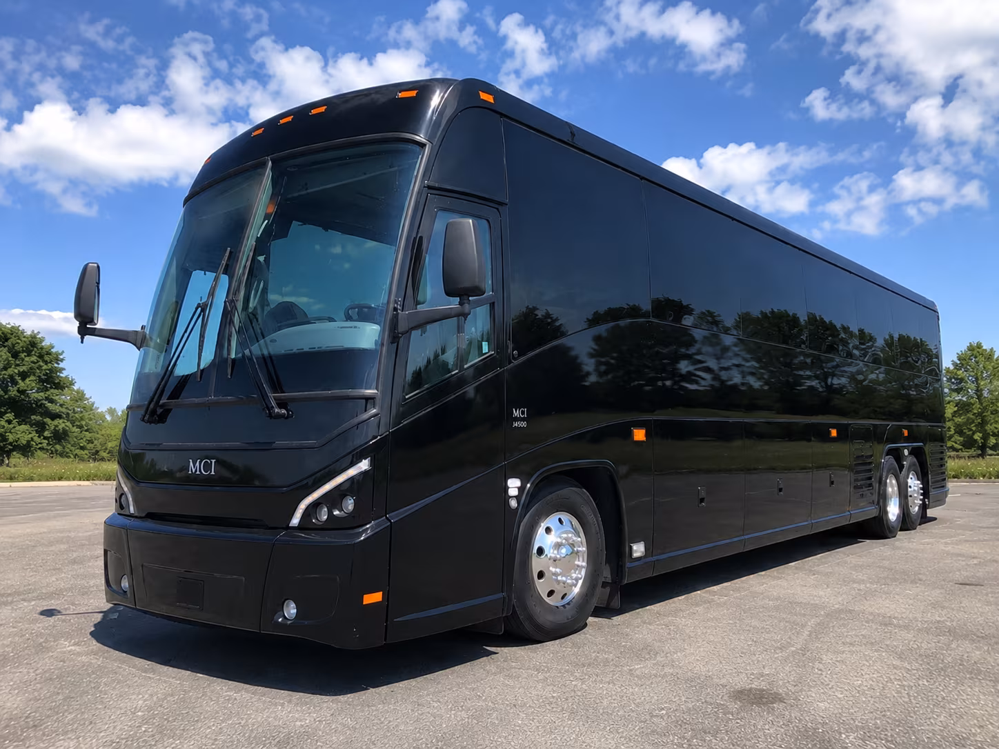 with a bus the i 94 run to twin cities pro sports is the easy part